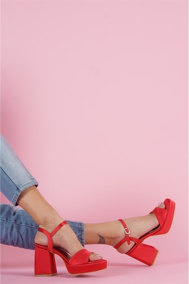 Fell Kırmızı Saten Platform Topuklu Günlük Ayakkabı