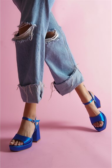 Fell Saks Mavi Saten Platform Topuklu Günlük Ayakkabı