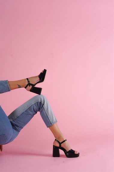 Fell Siyah Cilt Saten Platform Topuklu Günlük Ayakkabı