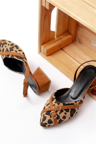 Gabriel Leopar Taba Çapraz Tokalı (4 cm Topuklu) Sivri Burun Babet Ayakkabı