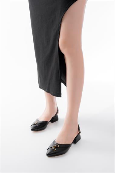 Gabriel Siyah Çapraz Tokalı (4 cm Topuklu) Sivri Burun Babet Ayakkabı