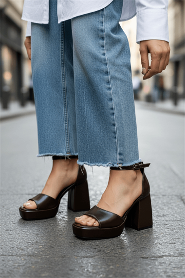 June Kahverengi Kırışık Rugan ( 9 Cm Topuk ) Platform Topuklu Günlük Ayakkabı