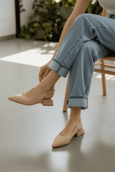 Liona Bej ( 3 cm Topuklu ) Sivri Burun Topuklu Babet