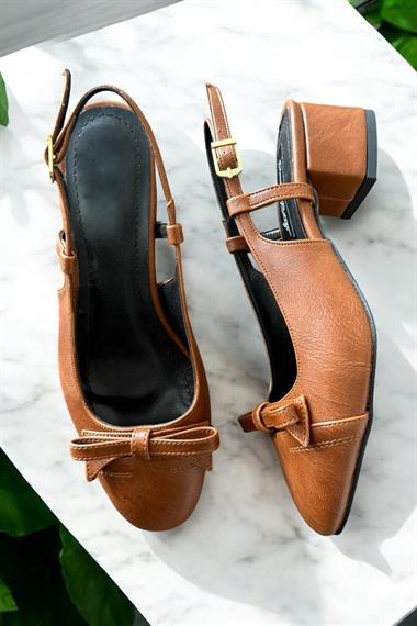 Livay Taba Fiyonklu (4 cm) Yuvarlak Burunlu Günlük Kullanım Topuklu Ayakkabı