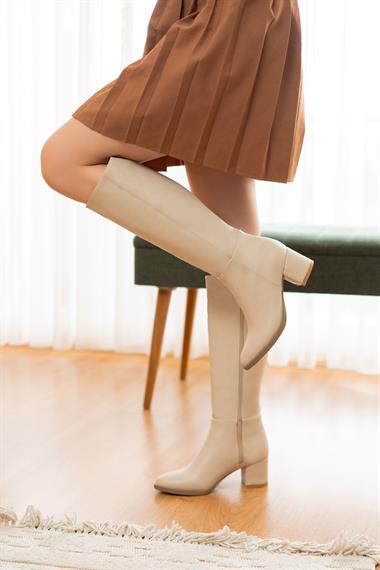 Mindy Bej Deri Topuklu (5 cm Topuklu ) Yanı Fermuarlı Günlük Kullanım Çizme