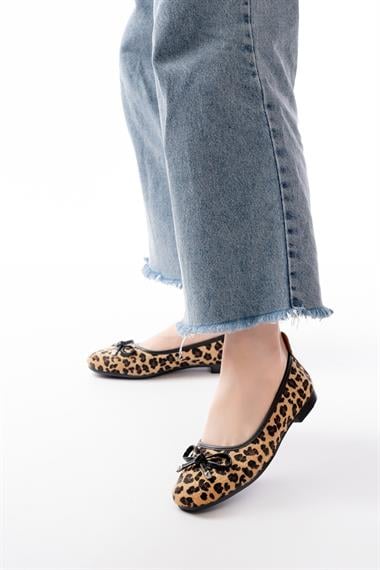 Potin Leopar Fiyonklu ( 2 cm) Oval Burunlu Günlük Kullanım Babet