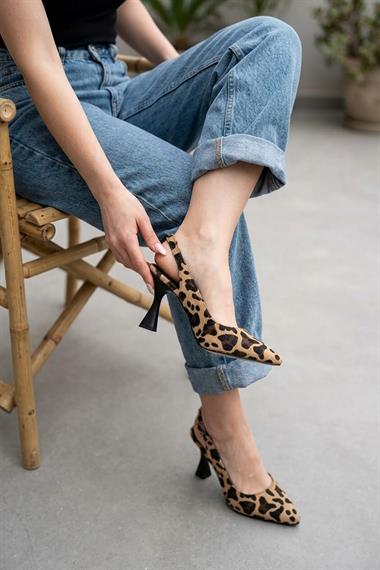 Rozalinda Leopar ( 8 Cm Topuklu ) Önü Sivri Günlük Kullanım Topuklu Ayakkabı