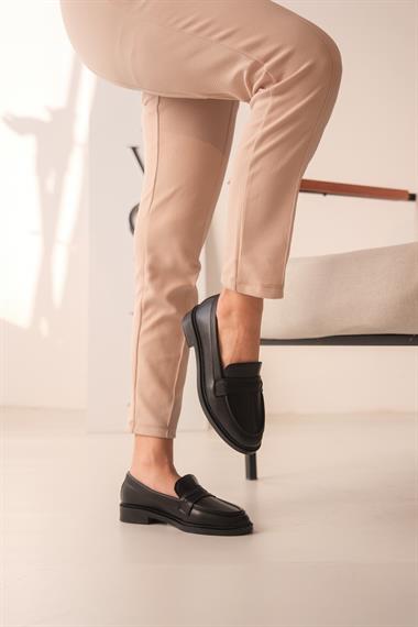 Runa Siyah Deri İnce Taban (3cm) Loafer Kadın Ayakkabı