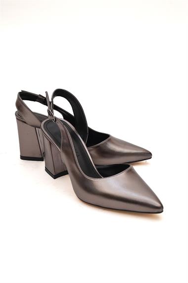 Sahra Platin Topuklu Günlük Kullanım Ayakkabı