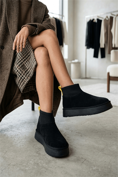 Slavia Siyah (4.5 CM) İçi Kürklü Streçli Günlük Kullanım Bot