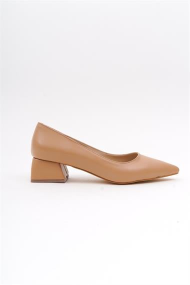 Spark Nude Sivri Burun Kısa Topuklu (4cm) Günlük Ayakkabı