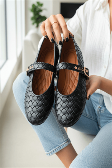 Stap Örgülü Siyah ( 2 cm) Oval Burunlu Günlük Kullanım Babet