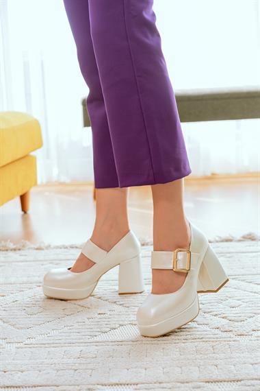 Tasia Gelinlik Sedef Beyaz ( 9 cm Topuklu) Tek Tokalı Platformlu Topuklu Ayakkabı