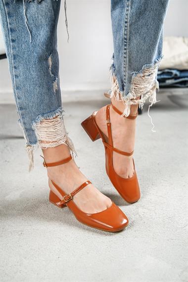 Tinya Taba Rugan Küt Burun Topuklu Günlük Ayakkabı