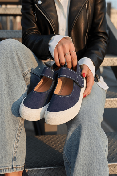Varius Lacivert Süet ( 3 cm Topuklu ) Yuvarlak Burunlu  Detaylı Loafer Ayakkabı