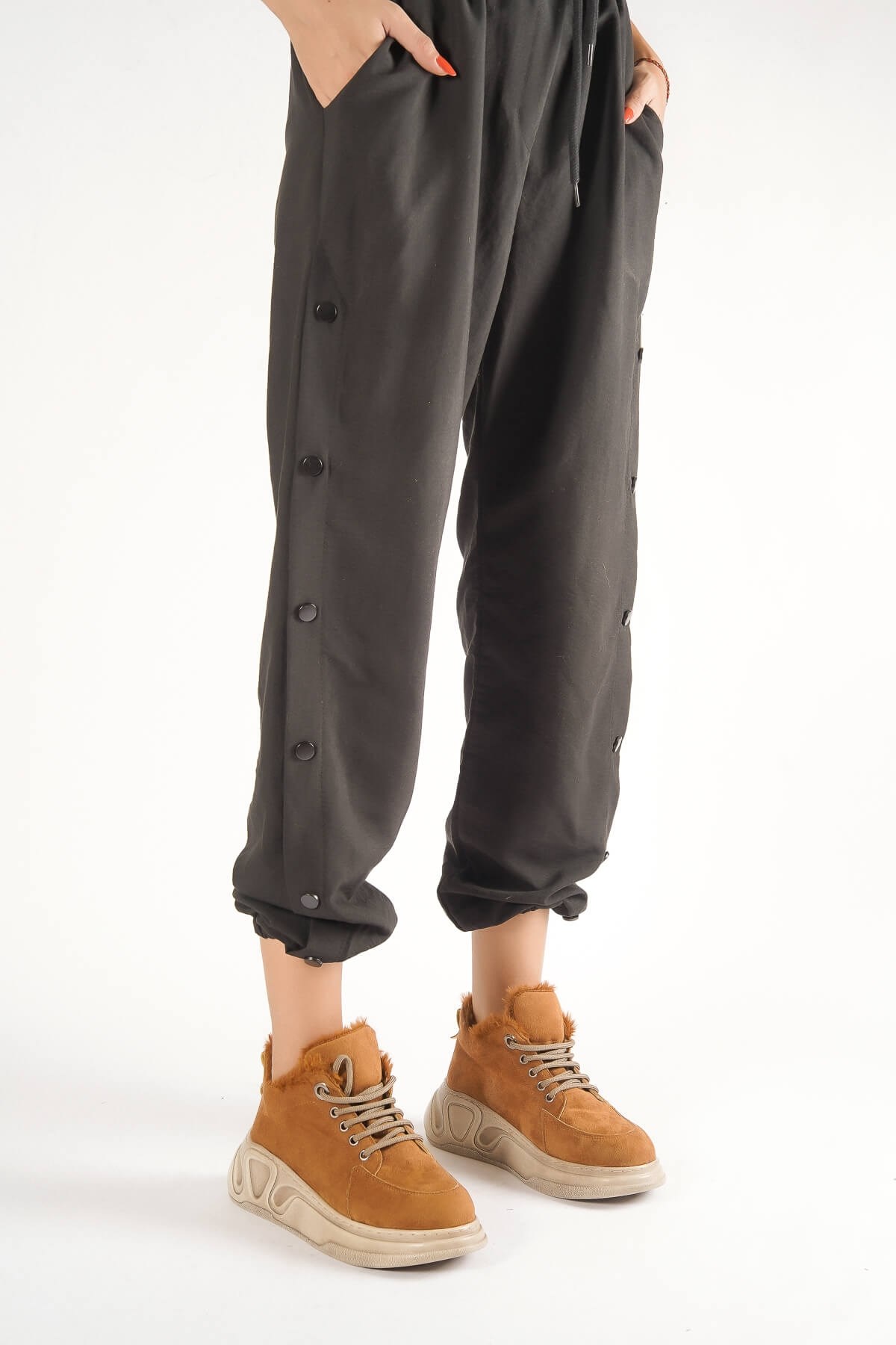 Amanda Taba Süet Kalın Taban Önden Bağcıklı Günlük Kadın Bot