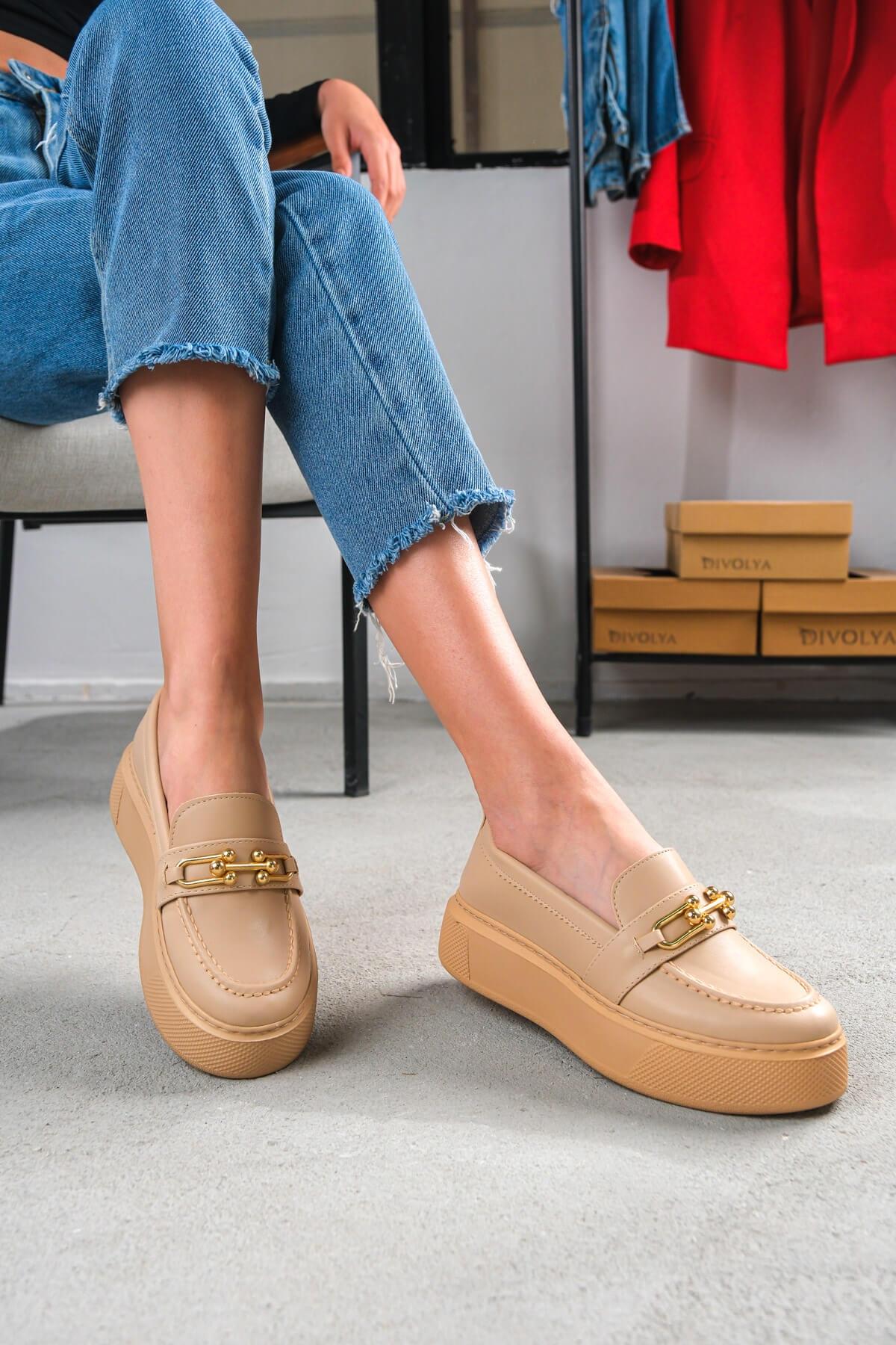 Cover Nude Gold Zincirli Deri Günlük Kullanım Loafer Kadın Ayakkabı