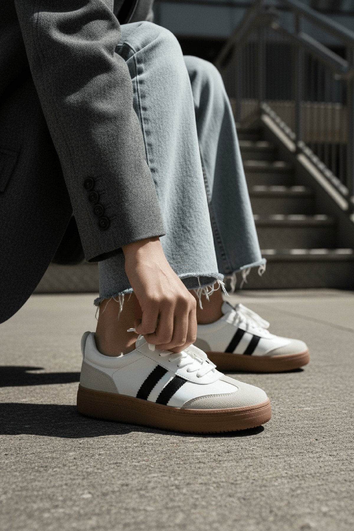 Samba Beyaz Süet Yanları Çizgili Spor Ayakkabı Sneaker