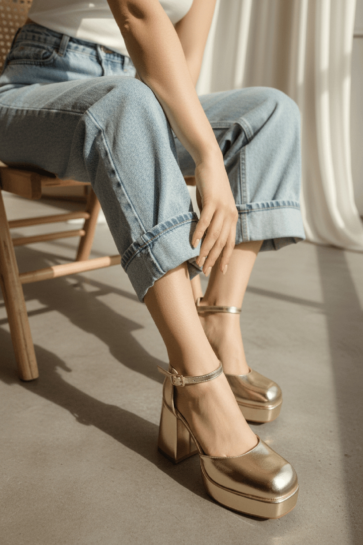 Serra Gold Platform ( 9 Cm Topuklu ) Günlük Topuklu Ayakkabı