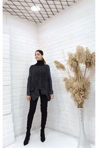 Kadın Bisiklet Yaka Asimetrik Kesim Tek Cepli Bluz