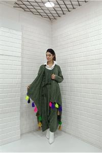 Kadın Etekleri Püskül Detaylı Tek Düğmeli Hırka