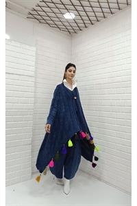 Kadın Etekleri Püskül Detaylı Tek Düğmeli Hırka