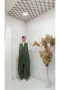 Kadın Etekleri ve Boyunu İp Detaylı Yelek