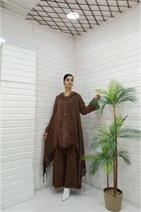 Kadın Kapüşonlu Önü Düğmeli Etekleri ve Kolları Dantel Detaylı Püsküllü Hırka