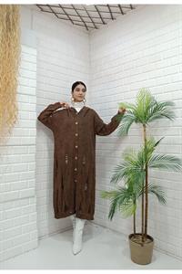 Kadın Kapüşonlu Önü Düğmeli Yırtık Detaylı Ceket Hırka