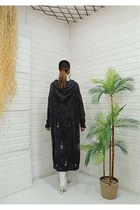 Kadın Kapüşonlu Önü Düğmeli Yırtık Detaylı Ceket Hırka