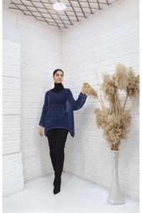 Kadın Ve Yaka Kapüşonlu Önü Tek Cepli Bluz