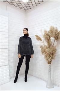 Kadın Ve Yaka Kapüşonlu Önü Tek Cepli Bluz