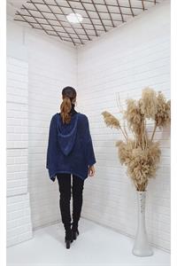 Kadın Ve Yaka Kapüşonlu Önü Tek Cepli Bluz