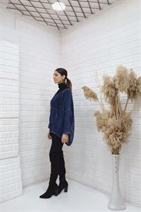 Kadın Ve Yaka Kapüşonlu Önü Tek Cepli Bluz