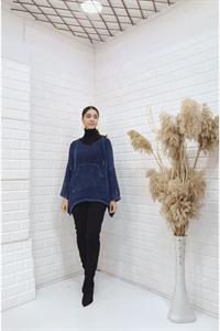 Kadın Ve Yaka Kapüşonlu Önü Tek Cepli Bluz