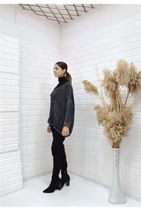 Kadın Ve Yaka Kapüşonlu Önü Tek Cepli Bluz