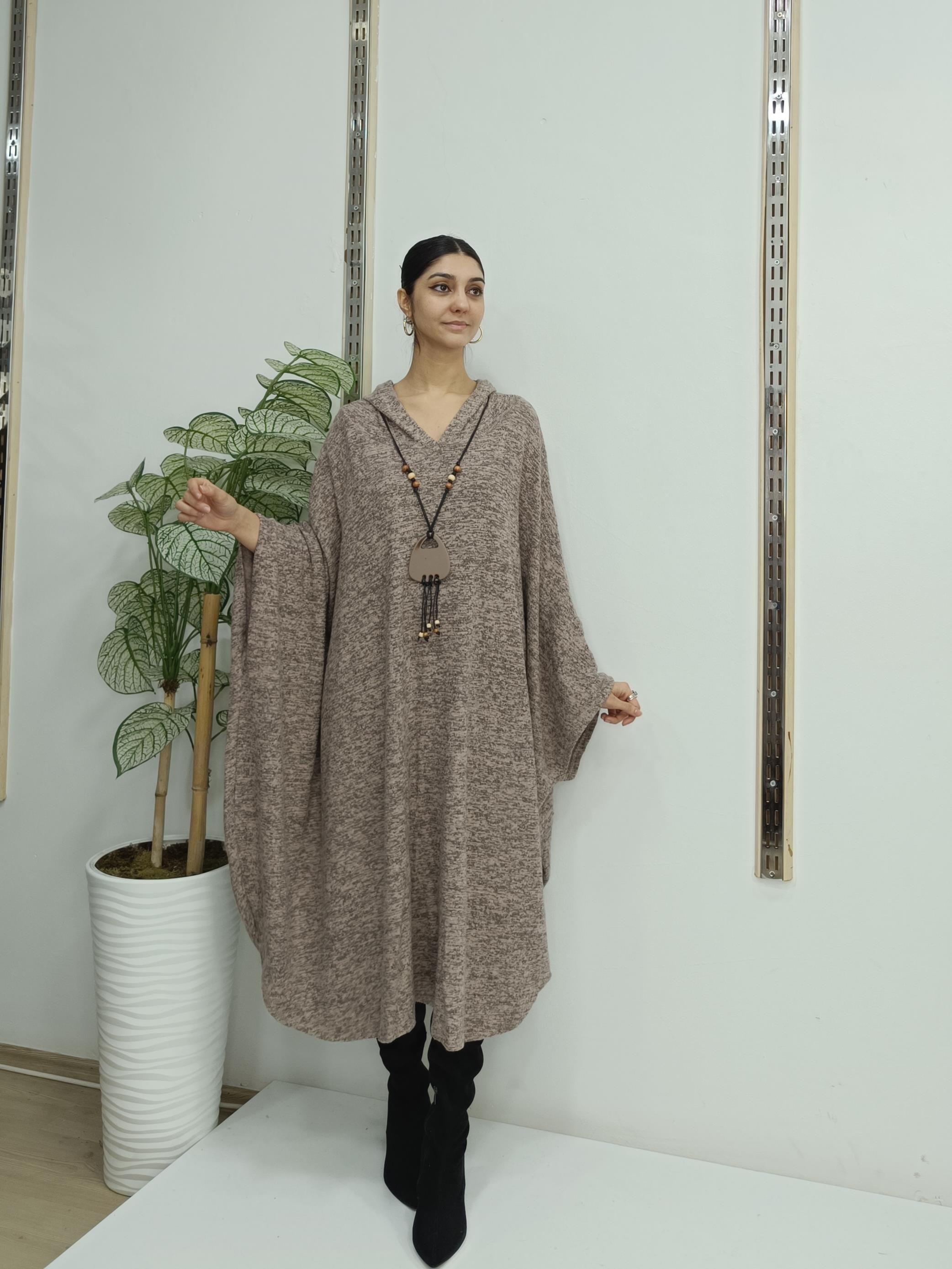 kapüşonlu panço vizon