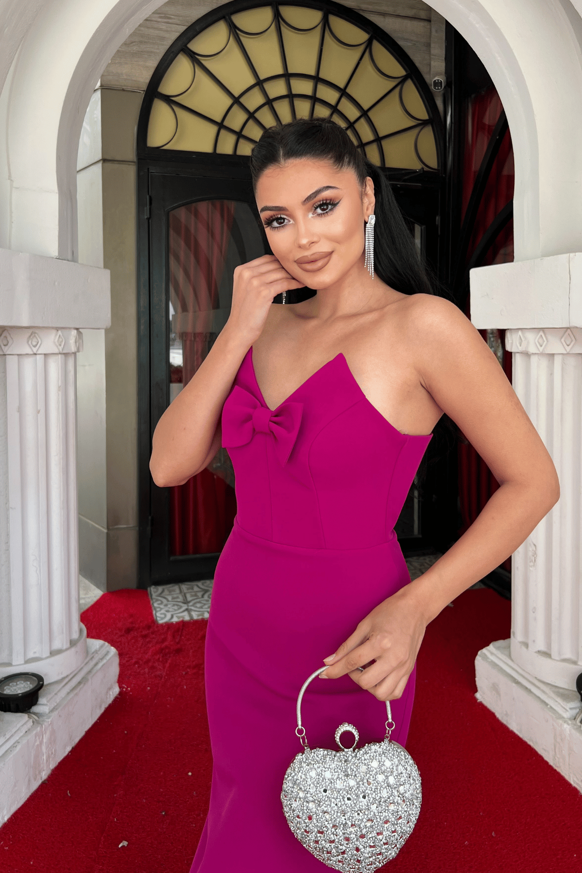 Atlas Kumaş Straplez Fiyonklu Kalem Elbise - FUŞYA