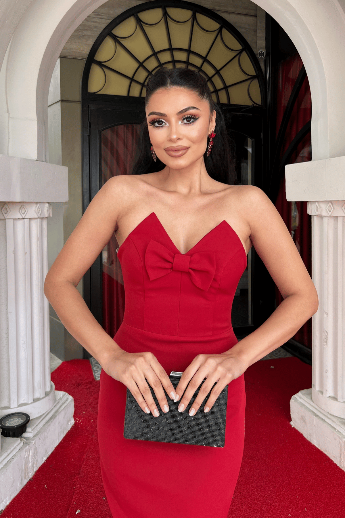 Atlas Kumaş Straplez Fiyonklu Kalem Elbise - BORDO