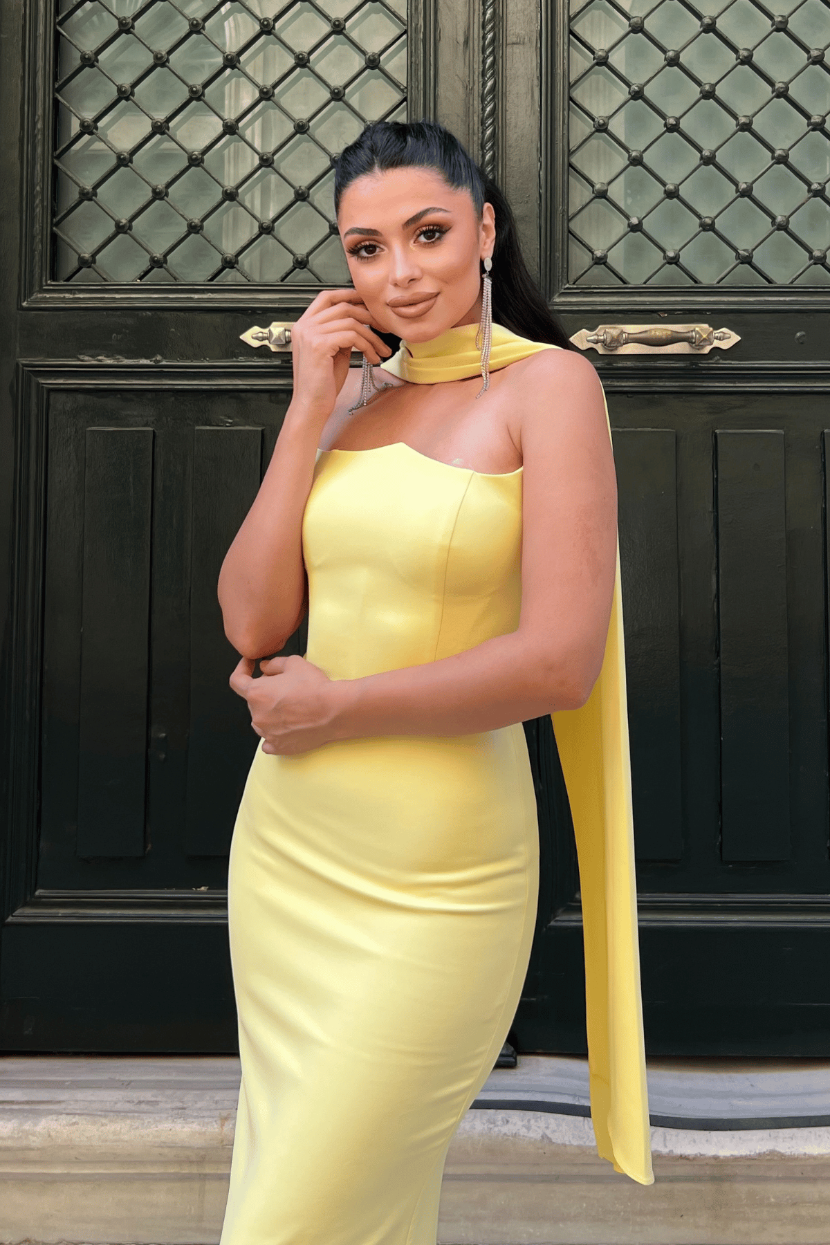 Atlas Kumaş Straplez Şal Detaylı Abiye Elbise - SARI