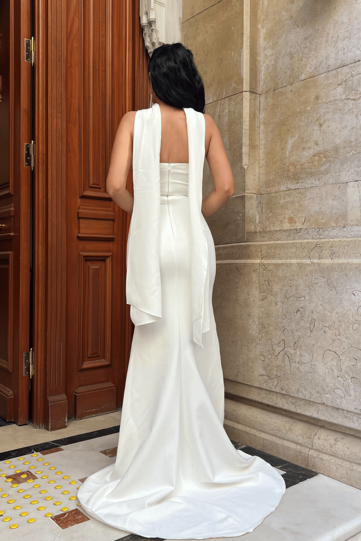 Atlas Kumaş Straplez Şal Detaylı Abiye Elbise - BEYAZ