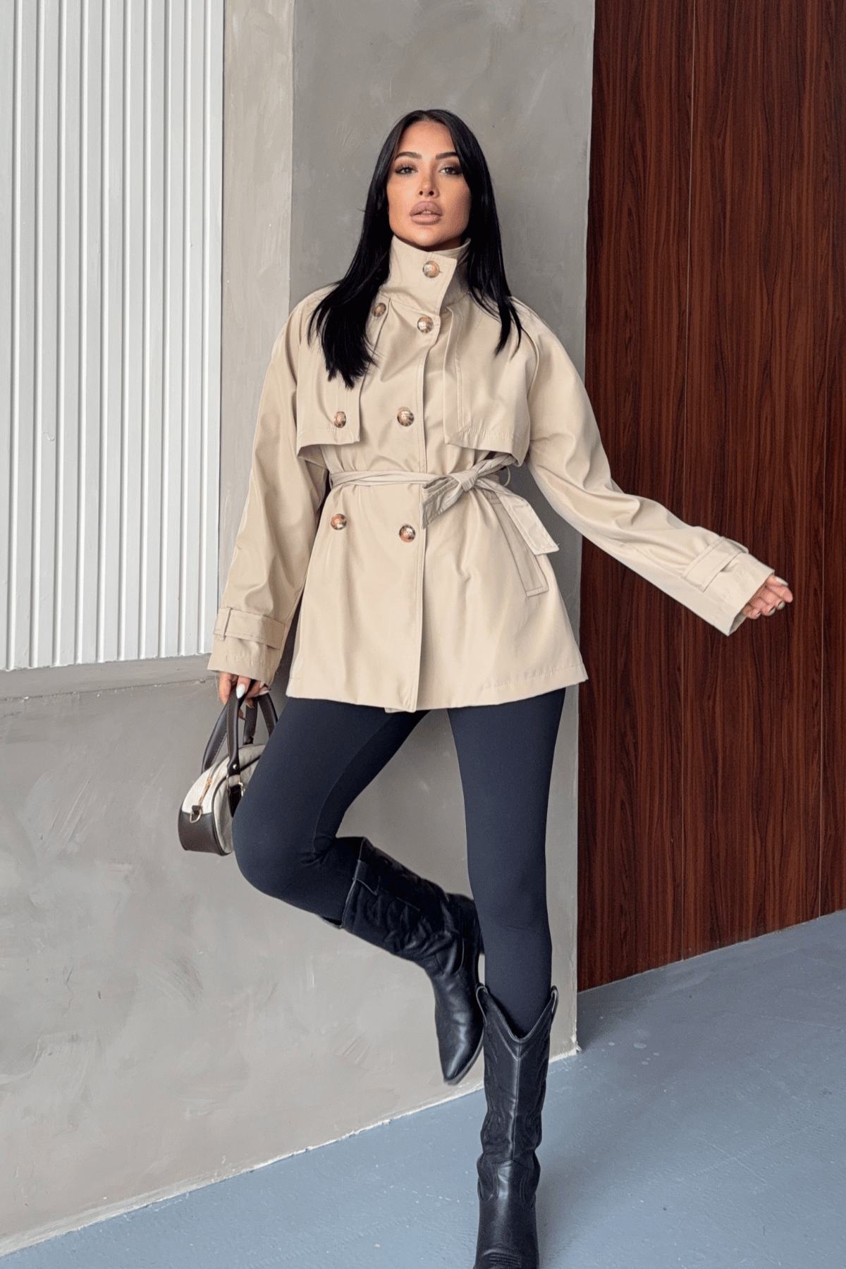 Bondit Kumaş Kısa Trençkot - BEJ