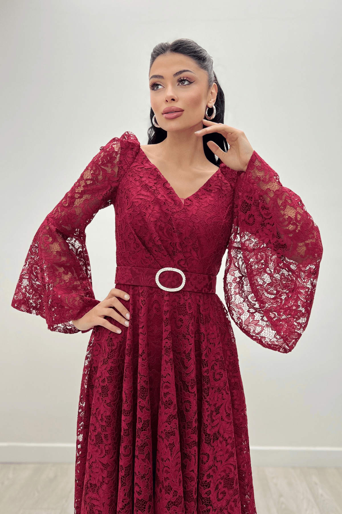 Dantel Kumaş Kolları Volan Detaylı - BORDO