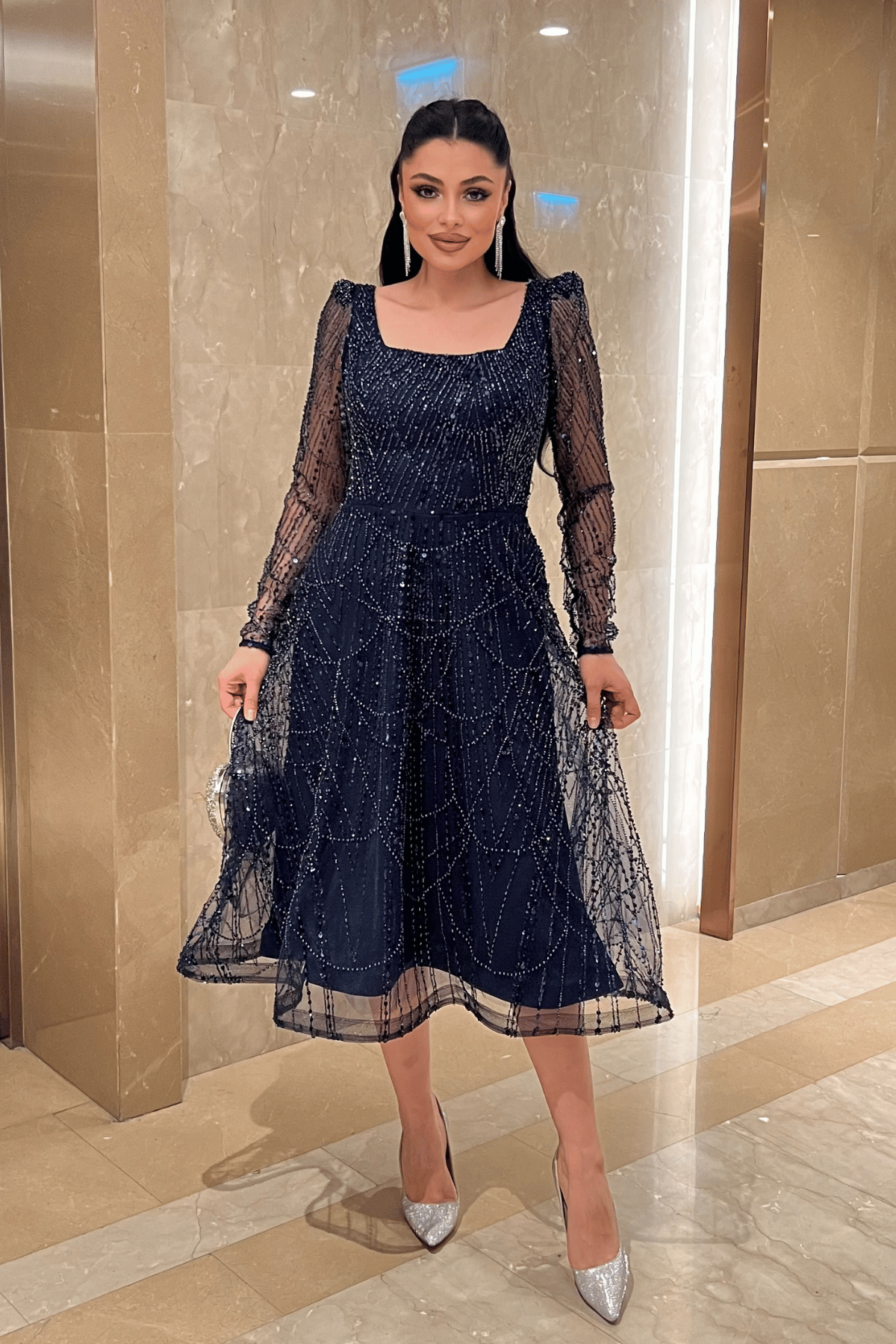 Ful Boncuklu Kare Yaka Midi Elbise - LACİVERT
