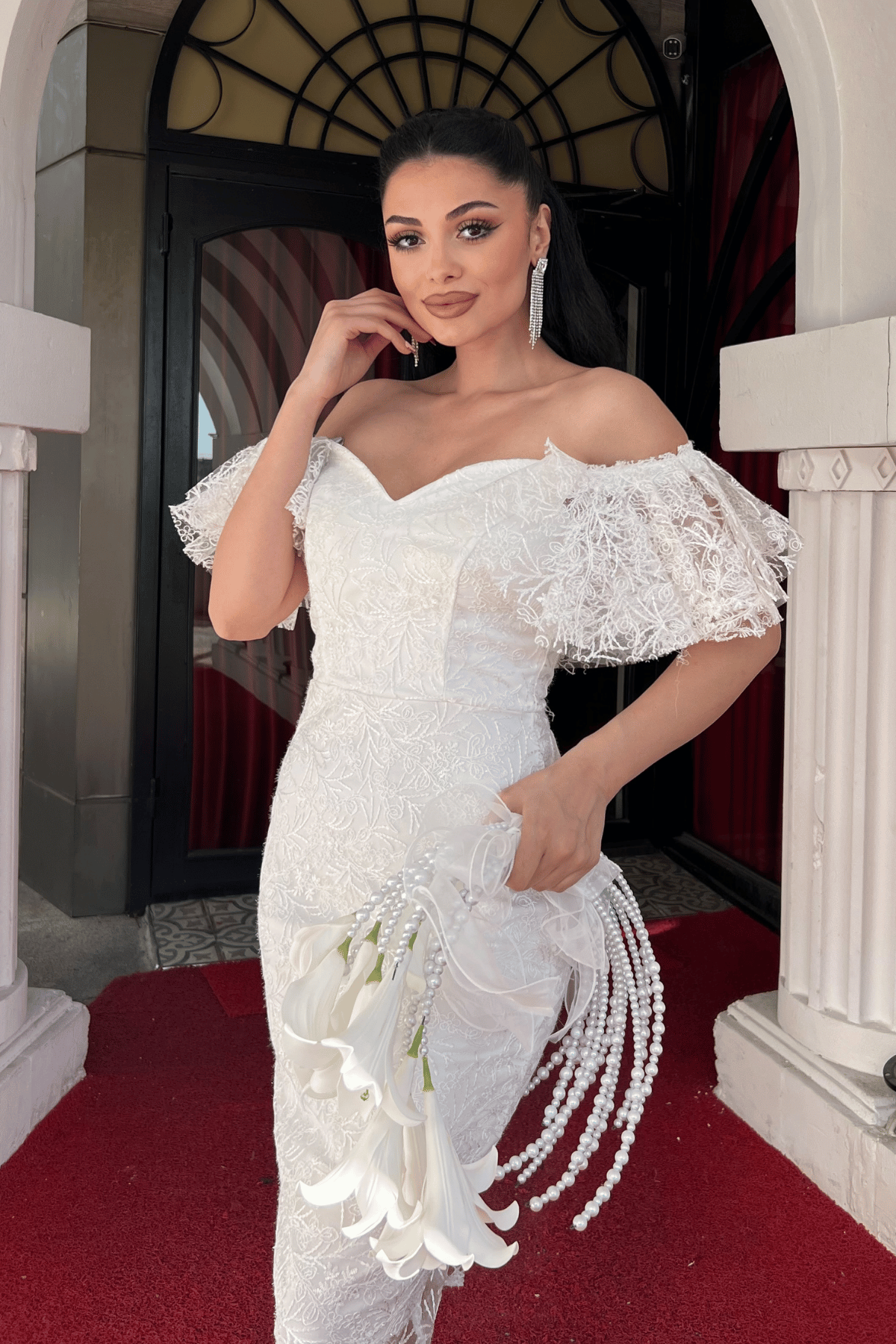 İşleme Dantel Kumaş Kayık Yaka Kalem Elbise - BEYAZ