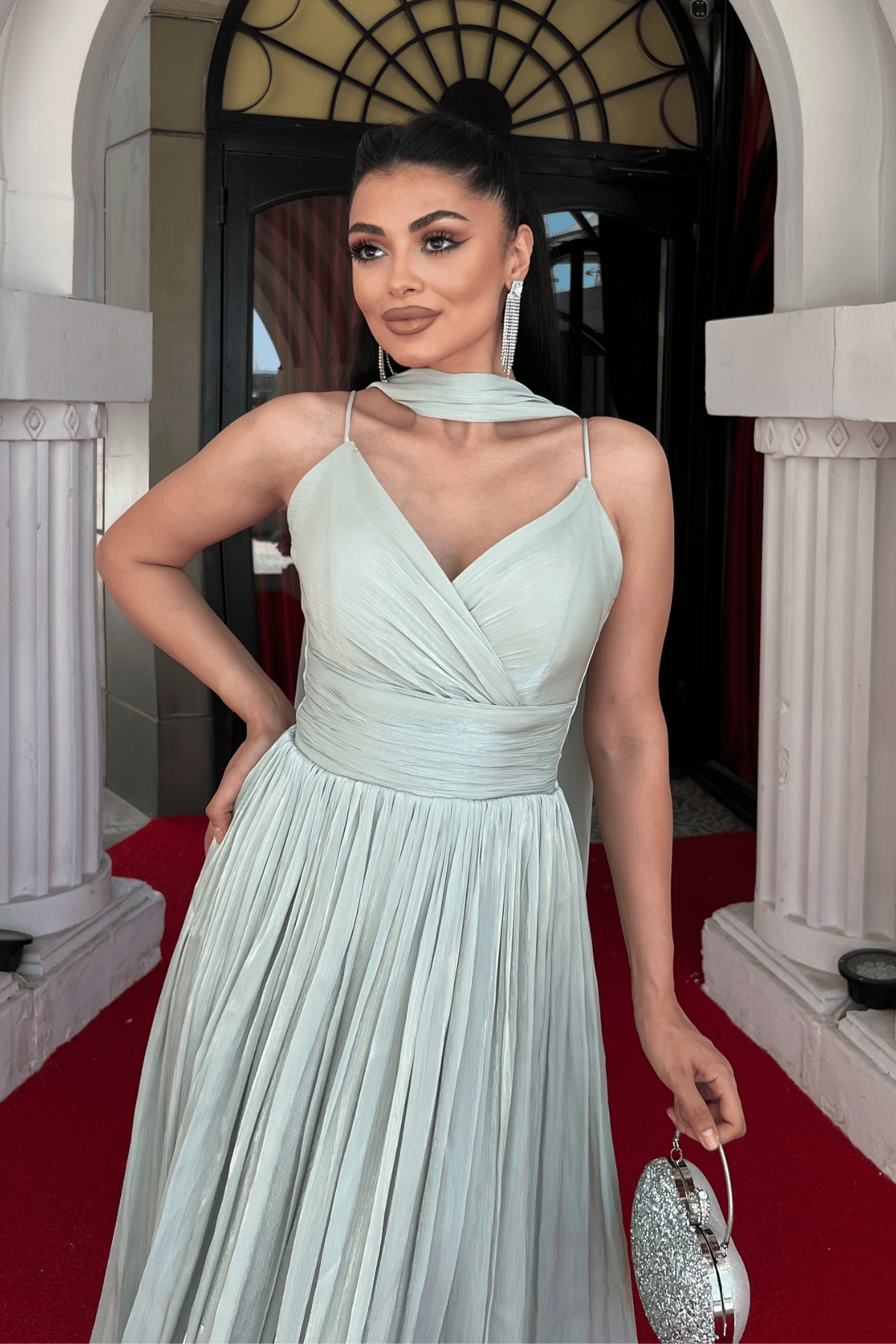 Kırinkıl Saten Kumaş Askılı Midi Boy Elbise - MİNT YEŞİLİ