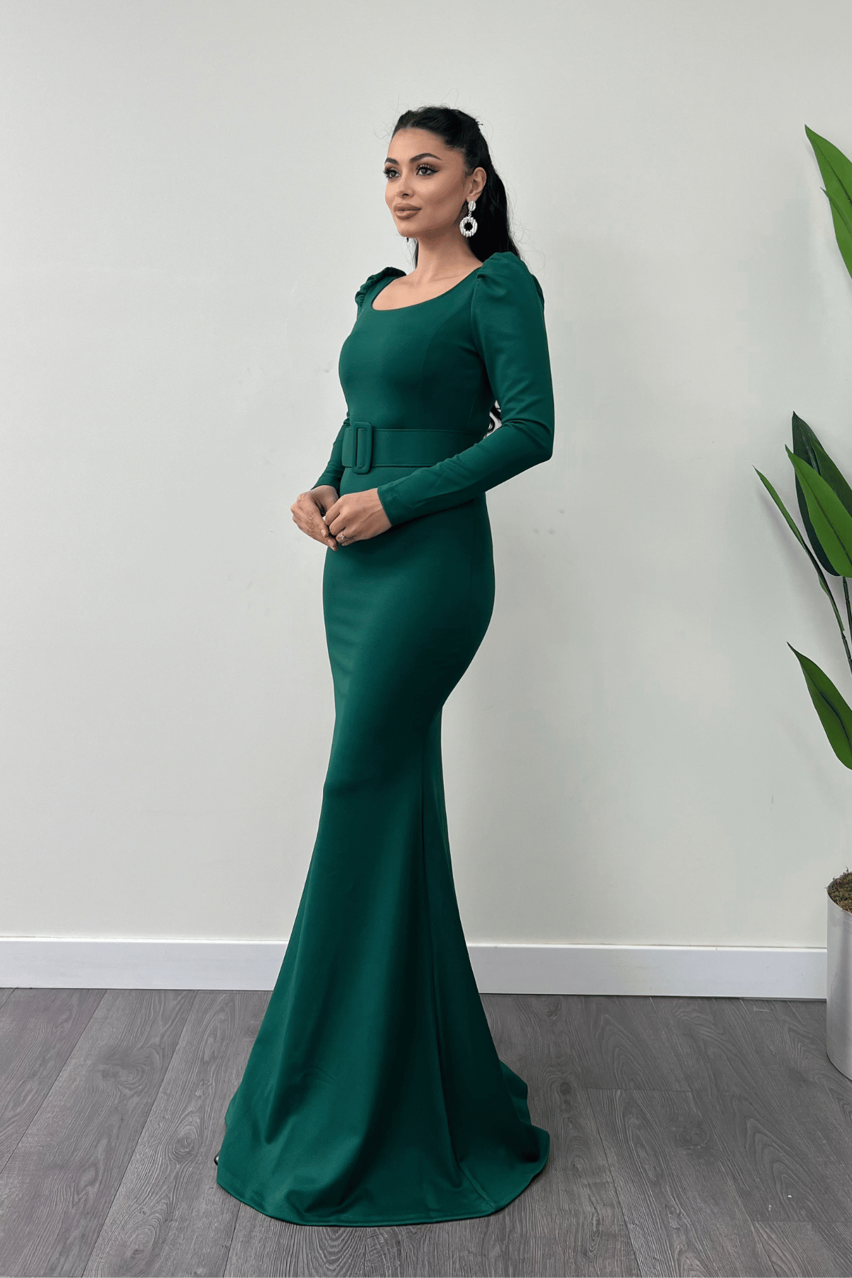 Crepe Fabric Belt Detailed Fish Dress - Emerald