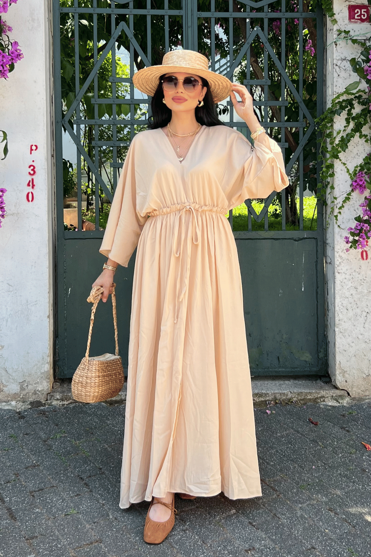 Krinkıl Kumaş Beli Lastikli Elbise - KREM