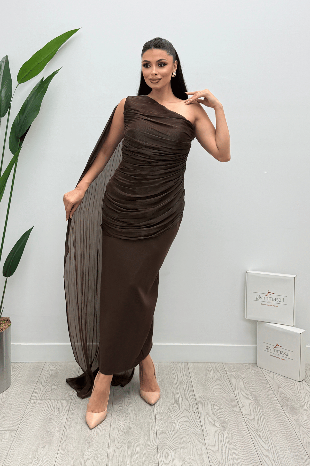 Organze Şifon Double Kumaş Şal Detaylı Elbise - KAHVERENGİ