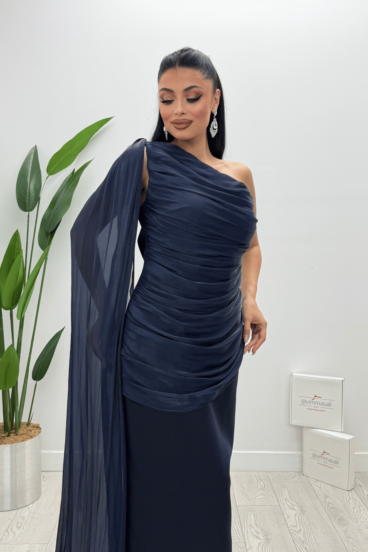 Organze Şifon Double Kumaş Şal Detaylı Elbise - LACİVERT